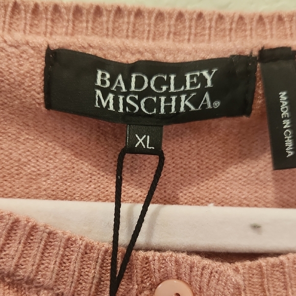Badgley Mischka Blush Pink Knit Cardigan With Beautiful Embellishments - Picture 4 of 9